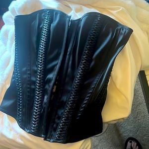 Vintage Charlotte Russe stretch corset hook eye closure Catwoman satin goth M